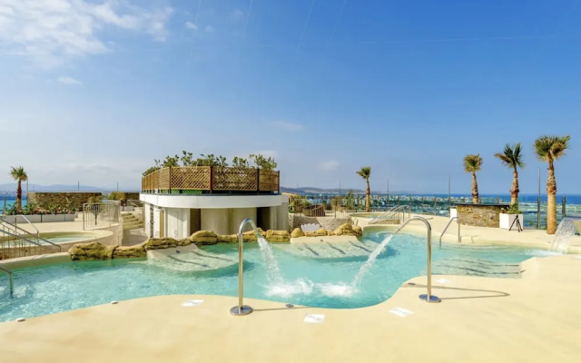 Ocean SPA Suite 11-hosted by Sweetstay
