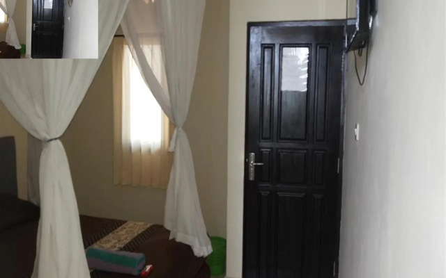 Van Dhika Guest House Bali