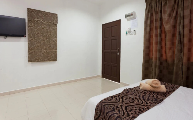 ZEN Rooms Pantai Tengah