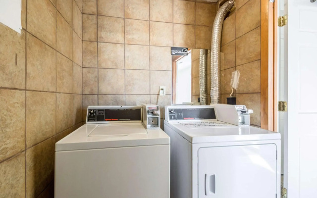Motel 6 Indianapolis, IN – South