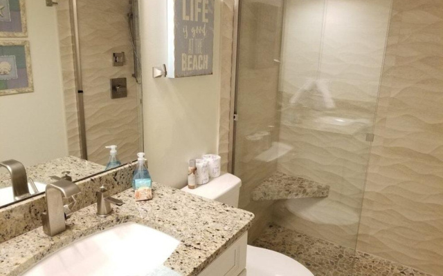 Sea Winds 16 2 Bedroom Condo By Redawning