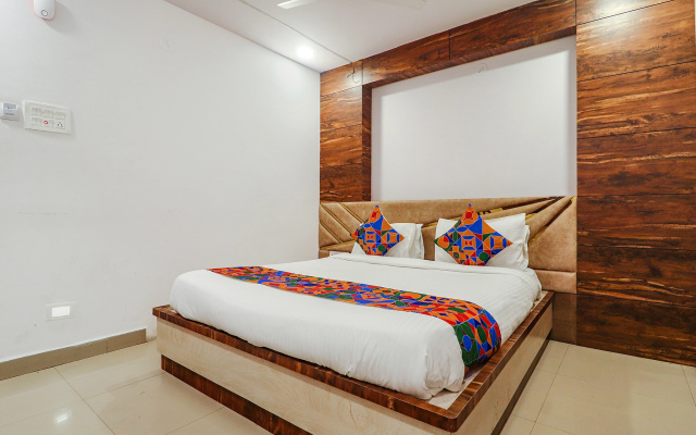 Fabhotel Double Tree
