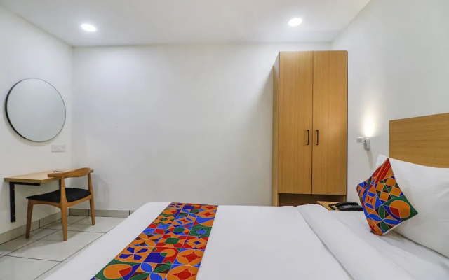 Fabhotel Vanilla