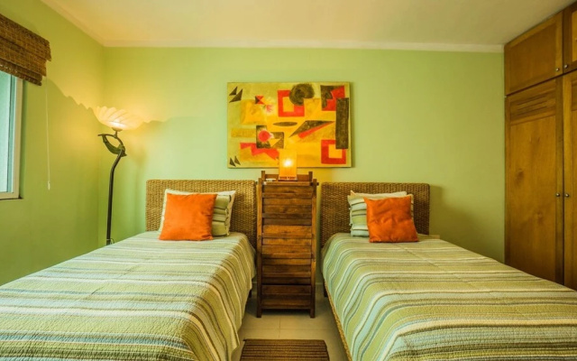 Margaritas 306 2 Bedroom Condo by RedAwning