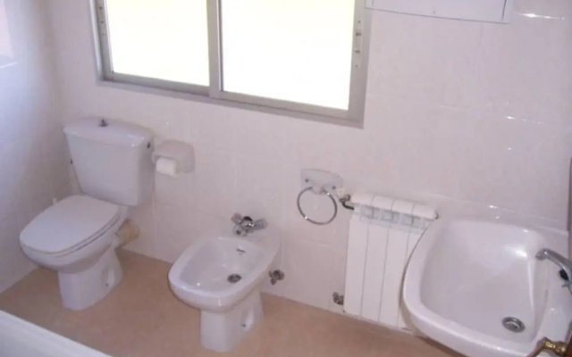 Galicia 100424 3 Bedroom Apartment By Mo Rentals