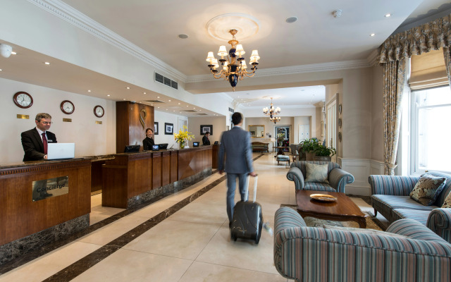 Park International Hotel