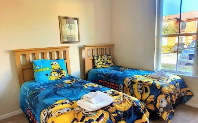 Goofy's Grotto - 3 Br townhouse by RedAwning