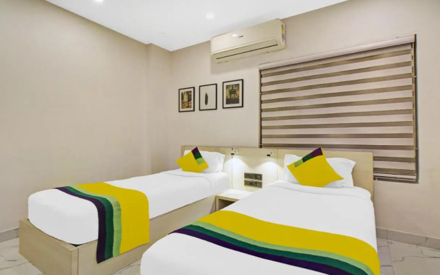 Itsy Hotels Transit Express Near Sealdah Station