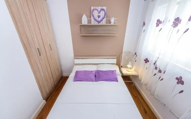 San - Comfortable and Great Location - A3