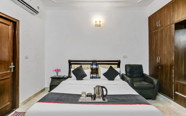 OYO Townhouse 1071 Hotel Metro Inn Residency