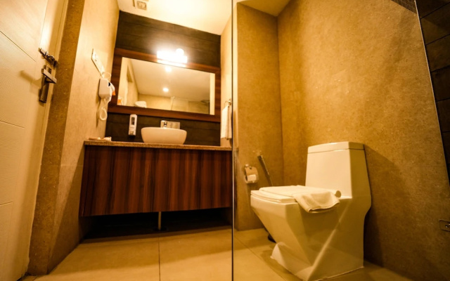 Hotel Square One By D'Polo Dharamshala  ID 92552899