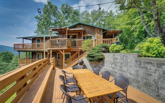 'skyview Retreat' Cabin w/ Mountain Views!