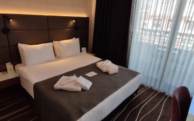 Cihangir Hotel Bosphorus