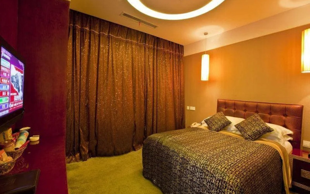 Tieliu Business Hotel