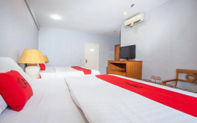 Hotel Rolling Stone by RedDoorz