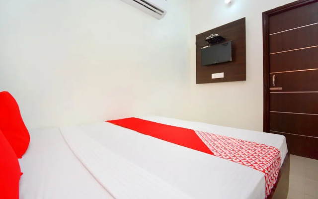 OYO 43291 Br Guest House
