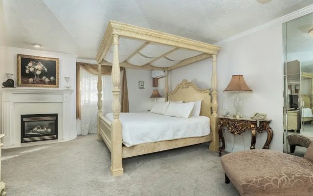 Old Rock Church Bed and Breakfast