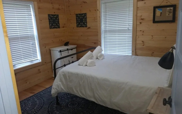 Dillingham Dacha - 2 Br Home