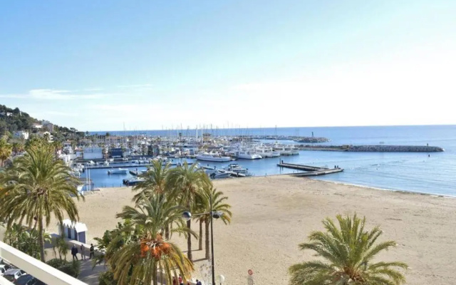 Appartement Le Lavandou, 2 pièces, 4 personnes - FR-1-251-293