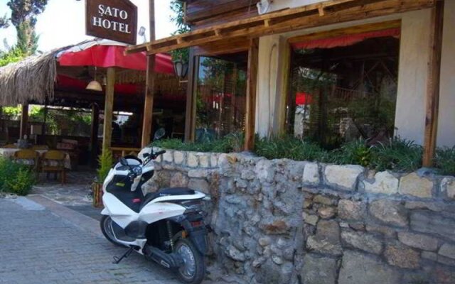 Sato Hotel вид на фасад