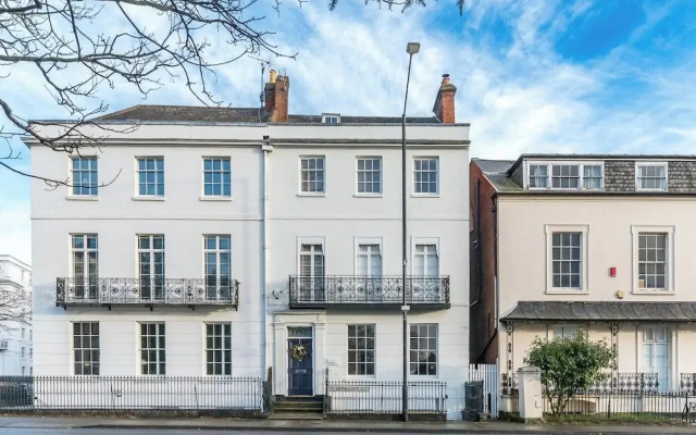 Clarendon Place 1BD in Leamington Spa