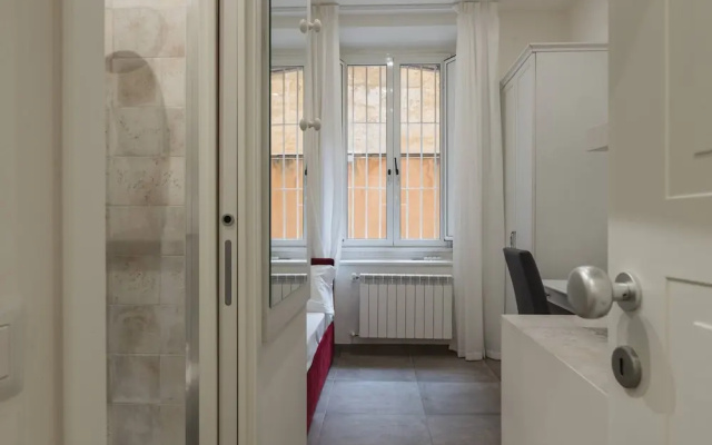 Vatican Suite 2 Levels Completely Renovated