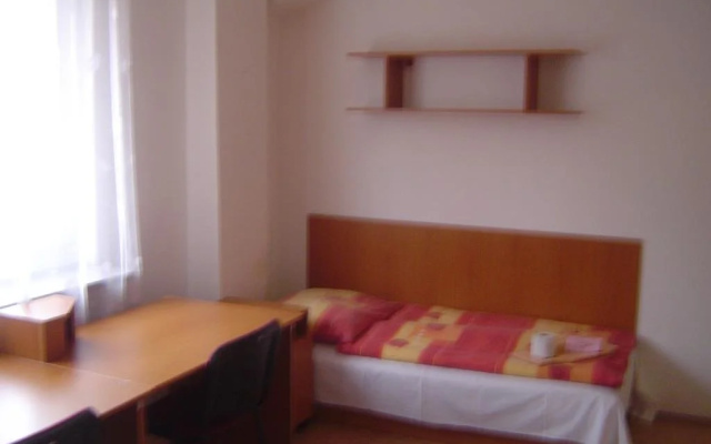 University Hotel