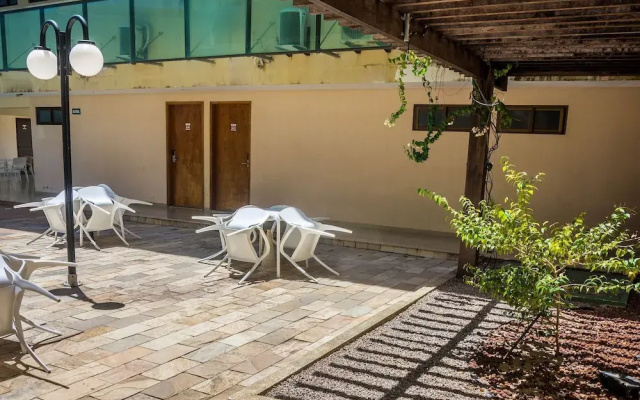 Manawa Beach Flat by All