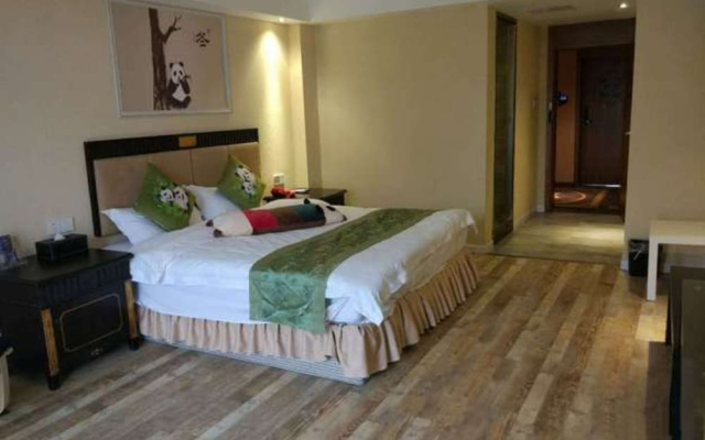Panda Cub Hotel China West Normal University Branch