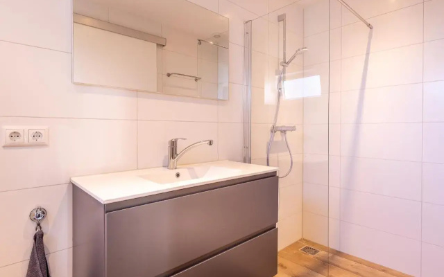 DGI32 Modern, new studio with comfort