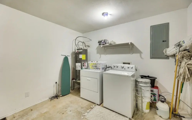 Fenced Yard & Grill: San Juan Vacation Rental!