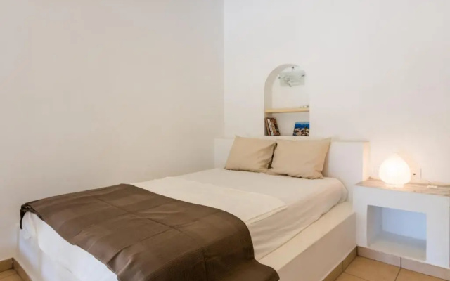 Mylopotas Apartments with Sea View I