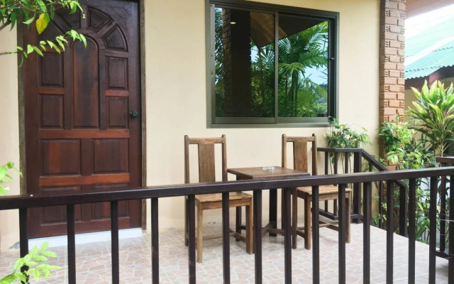 Tanamas House