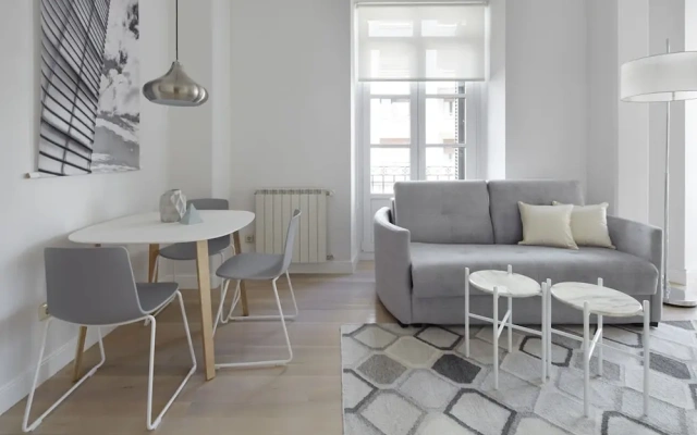 Zubieta Suite Apartment by FeelFree Rentals