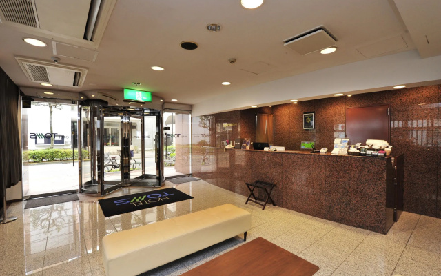 Hotel Toms