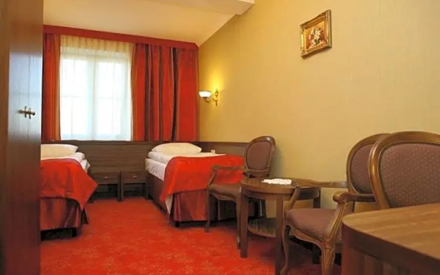 Hotel Złoty Młyn Majków