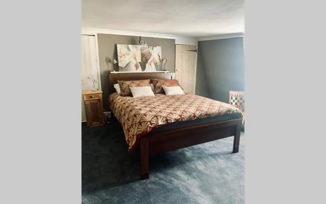 Stunning 18th Century 5 Bed House Old-Town Hastings