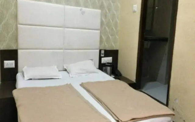 Hotel Maruti Inn