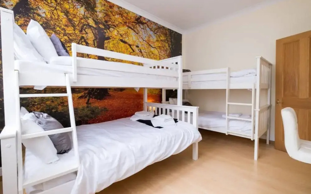 Host Stay The Old Coach House on Margaret Street