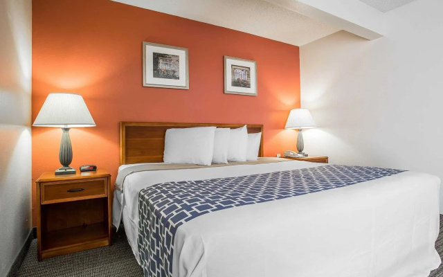 Siegel Suites Columbia Apartments