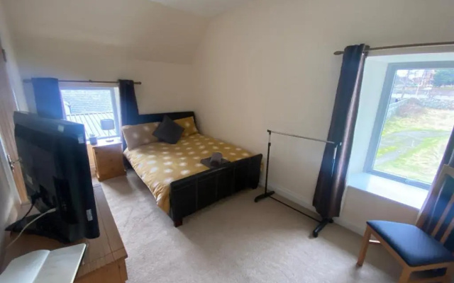 Little Ship Inn Rooms (Adults Only)