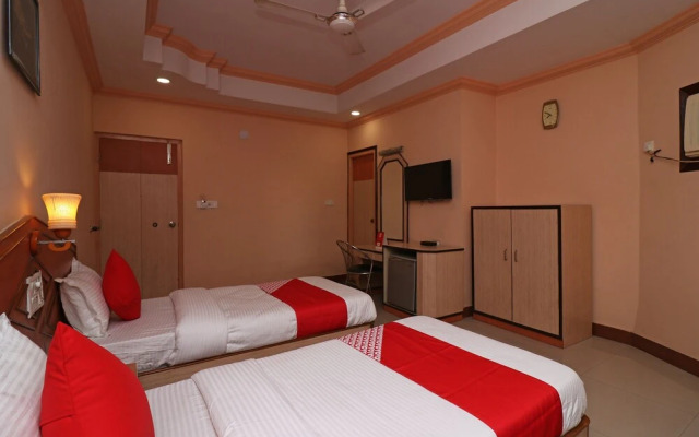 OYO 31010 Konark Regency