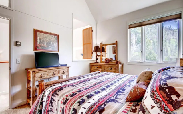 Hot Tub & Grilling Area: Keystone Townhome!