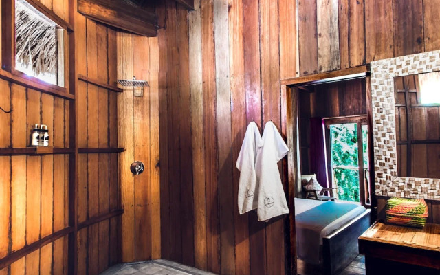 Gili Treehouses