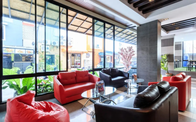 77 Bangla Hotel