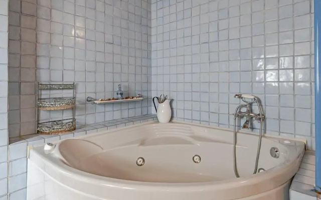 Villa Santella an Amazing Retreat Between Florence and Siena