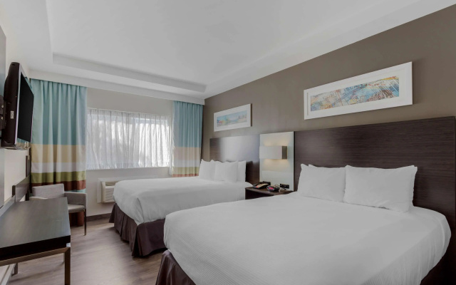 Best Western Plus Brooklyn Bay Hotel