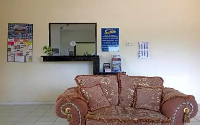 Scottish Inn and Suites