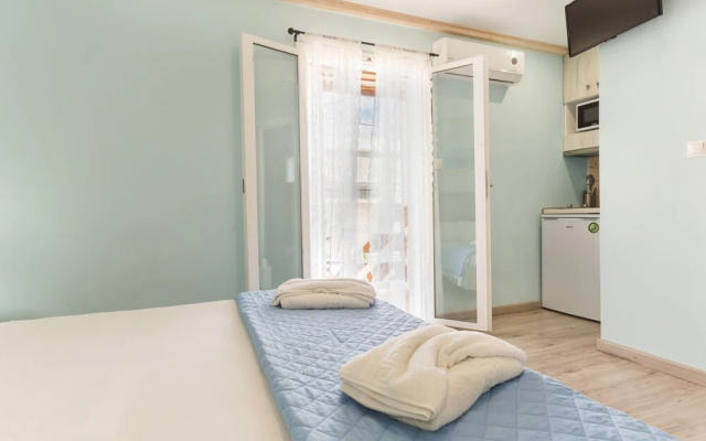 Sunrise Suites