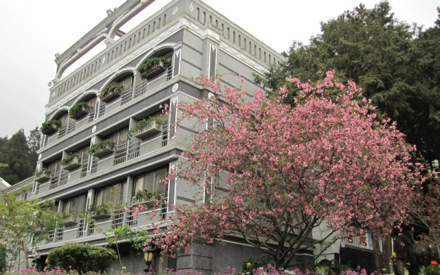 Ali-Shan Kaofeng Hotel